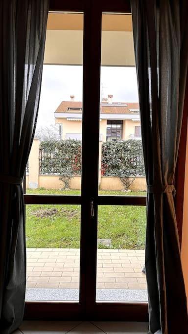 Iconn House Garden Apartment *